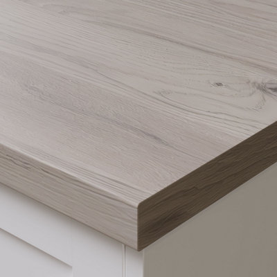 B&Q -  Plus Gardenia Worktop Sample 210mm X 148mm X 2mm