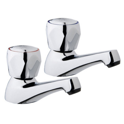 Iflo Base Bath Pillar Taps 3/4 Inch Compression Valve from B&Q