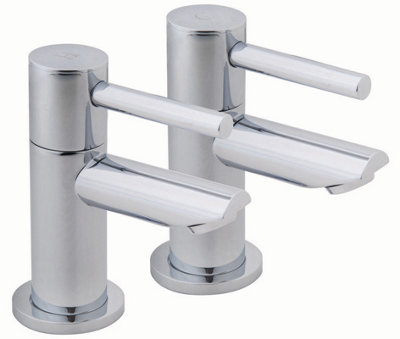 Iflo Aura Bath TapsChrome310803 from B&Q