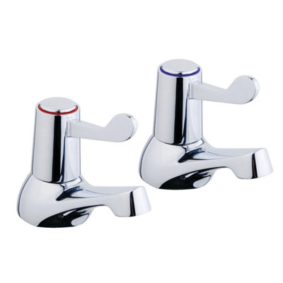 Iflo Lever Bath Pillar Taps Chrome from B&Q