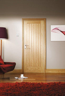 XL Joinery Internal Oak Pre-Finished Suffolk1981 X 686 X 35mm (27") from B&Q