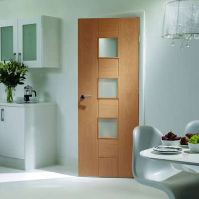 Xl Joinery Internal Messina Oak Obscure Glass Door 2040 X 926 X 40mm from B&Q