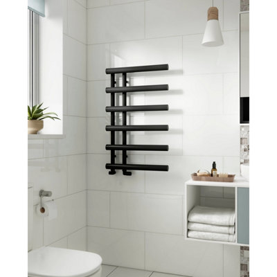 Iflo Socorro Designer Towel Radiator 795 X 500mm Black from B&Q