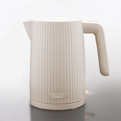 Quest 1.5L Cordless Grooved KettleWhite from B&Q
