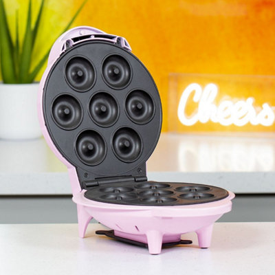 Global Gizmos 35580 Doughnut Maker - Pink - Image 6