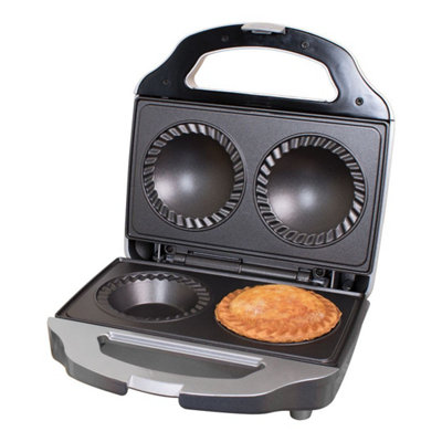 Quest 35970 Double Deep Fill Pie MakerFeatures Built In Crimping Edge And Pastry Cutter9Cm Diameter Sweet And Savoury Pies from B&Q