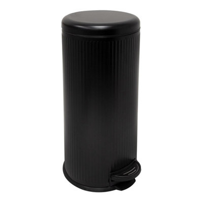 Blackmoor Callisto 30L Bin / Soft Close With Foot Pedal And Removable Inner Bucket from B&Q