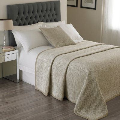 Paoletti Brooklands Quilted Cotton Heavyweight Bedspread from B&Q