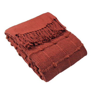 Furn. Motti Woven Tufted Striped Tasselled Throw