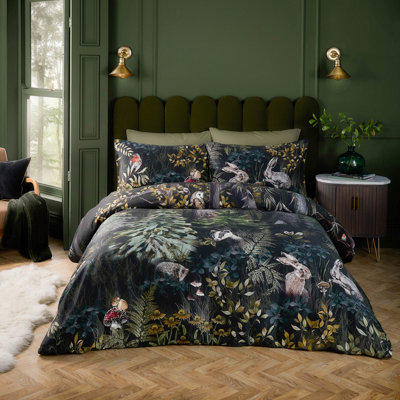 Paoletti Sherwood Forest 100% Cotton Printed Duvet Cover SetSuper KingBlack from B&Q