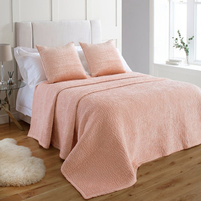 Paoletti Brooklands Quilted Cotton Heavyweight Bedspread from B&Q