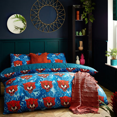 Furn. Untamed Cheetah Botanical Reversible Duvet Cover Set, Double, Blue