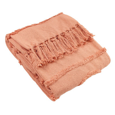 Furn. Jakarta Woven Tufted Tasselled Throw from B&Q