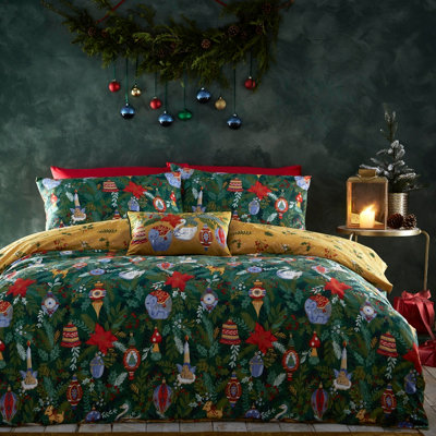 Furn. Deck The Halls Christmas Reversible Duvet Cover SetSingleGreen from B&Q