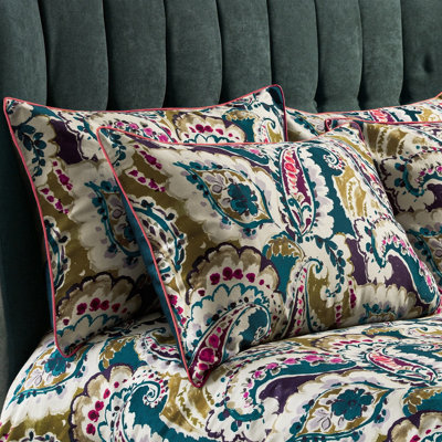  - Ew By Edinburgh Weavers Aretha Paisley Cotton Sateen Piped Pillowcase Pair