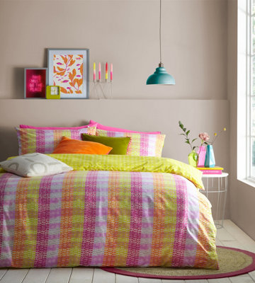 Furn. Neola Abstract Striped Reversible Duvet Cover SetDoublePink from B&Q