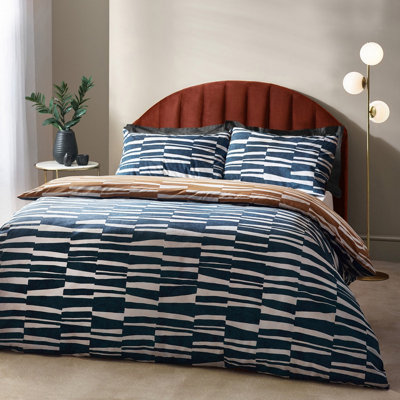 HÖEM Hoem Piper Abstract Cotton Rich Reversible Duvet Cover Set from B&Q