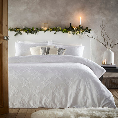 Furn Unisex White Snowflake Tufted 100% Cotton Duvet Cover Set In | Size: Double - Image 8