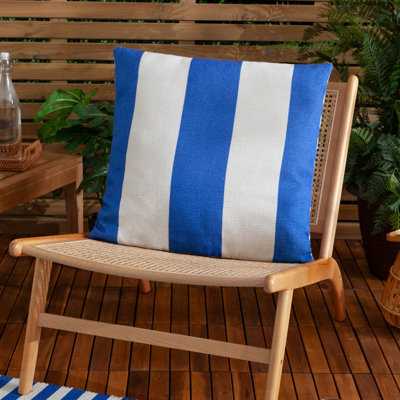 furn. Furn Deck Stripe Woven Outdoor CushionWhite/blue59 X 59Cm from B&Q