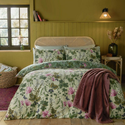B&Q - Furn. Mystic Berry Floral Reversible Duvet Cover SetGreenSuper King