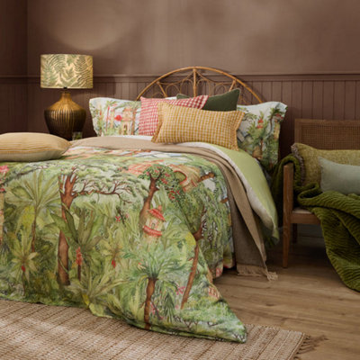 Voyage Maison Voyage Eden Ruins 100% Cotton Printed Duvet Cover SetGreenSuper King from B&Q