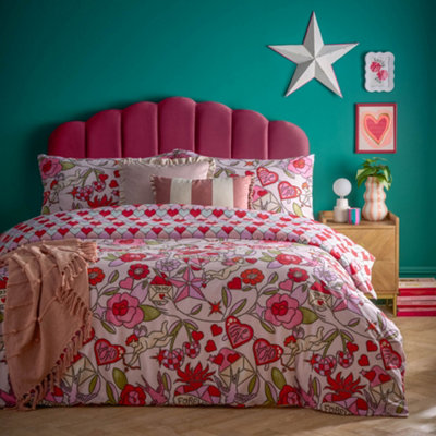 Furn. Glasshearts Printed Duvet SetsDoublePink from B&Q