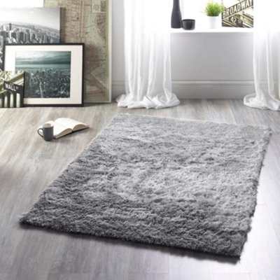 Origins Glamour/shimmer Silver 80X150Cm Rug from B&Q
