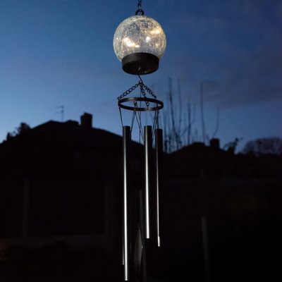 Gardenwize Solar Led Crackle With Wind Chime from B&Q