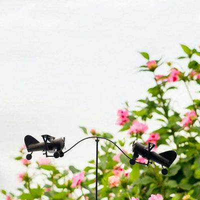 Minster 64 Inch Planes Garden SpinnerL80 X W80 X H135 Cm from B&Q