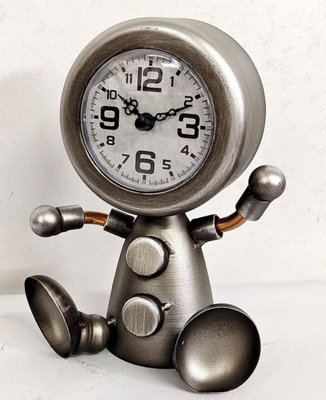 Minster Unisex Silver Table Clock - L9 X W13 X H19 Cm - Image 6
