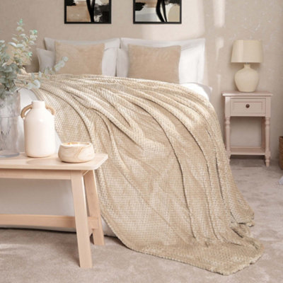 OHS Luxury Large Waffle Honeycomb Mink Warm Throw from B&Q