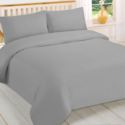 OHS Plain Dyed Duvet Cover With Pillowcase Bedding Set from B&Q