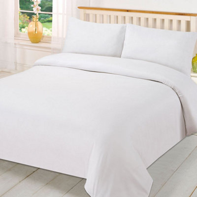 OHS Plain Dyed Duvet Cover With Pillowcase Bedding Set from B&Q