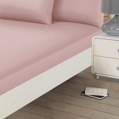 OHS Plain Dye Super Soft Non Iron Microfibre Fitted Bed Sheet from B&Q