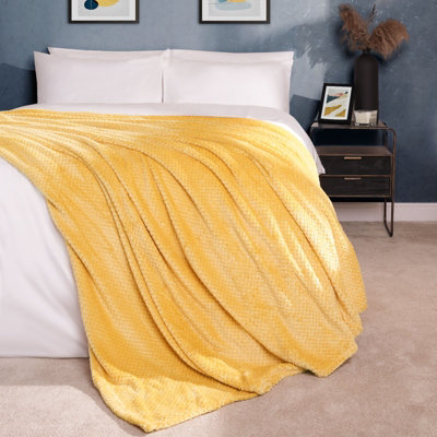 OHS Luxury Large Waffle Honeycomb Mink Warm Throw from B&Q
