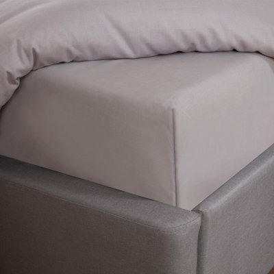 Ohs Polycotton 30Cm Deep Elasticated Fitted Bed SheetSilverDouble from B&Q