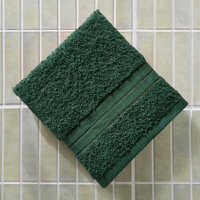OHS 100% Cotton Luxury Hand Bathroom Towel from B&Q