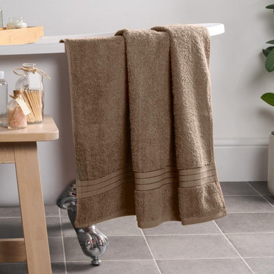 Ohs Luxury 100% Cotton Bath Towel70 X 115CmMocha from B&Q