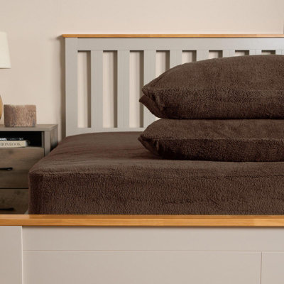 OHS Teddy Fleece Pillowcase Cover Bedding Set 2 X Thermal50 X 75Cm Chocolate from B&Q