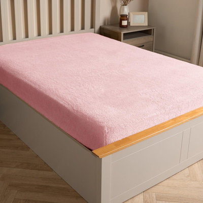 Ohs Teddy Fleece Fitted Bed Sheet Soft ThermalPinkDouble from B&Q