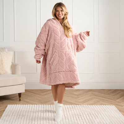 OHS Oversized Hoodie Blanket Giant Fleece Supersoft Braided Wearable ThrowBlush from B&Q