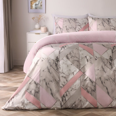 Ohs Marble Duvet Cover Pillowcase Bedding Reversible Quilt SetBlushKing from B&Q