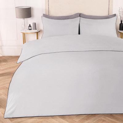 OHS Luxury Duvet Cover Set Piped Edge Soft Quilt Pillowcase BeddingDouble from B&Q