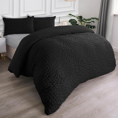 OHS Luxury Seersucker Duvet Cover Set Geo Pillowcase QuiltBlackKing from B&Q