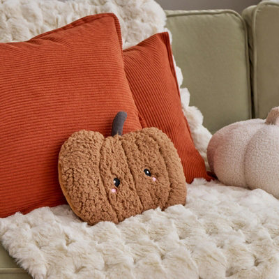 OHS Pumpkin Soft Plush Microwaveable Heat Pad from B&Q
