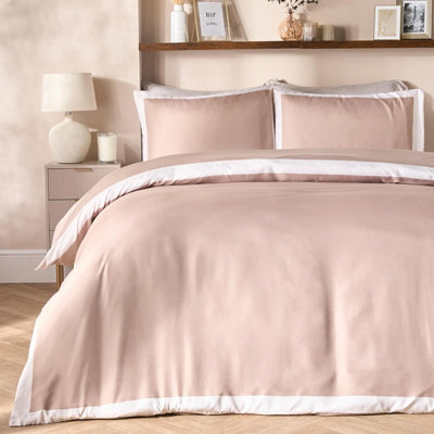 B&Q -  Contrast Border Microfibre Bedding Set Duvet Cover With PillowcaseNatural/ivoryDouble