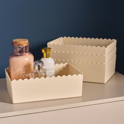 Ohs 4 X Scallop Edge Organiser Pp Plastic Box Tub Storage Bin Container from B&Q