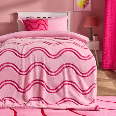 Ohs Waves Tufted Teddy Fleece Throw Blanket Soft Bedspread from B&Q