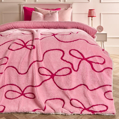 Ohs Bows Tufted Teddy Fleece Throw Blanket Soft Bedspread from B&Q