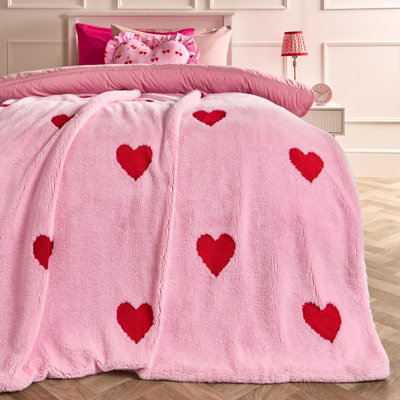 Ohs Hearts Tufted Teddy Fleece Throw Blanket Soft Bedspread from B&Q